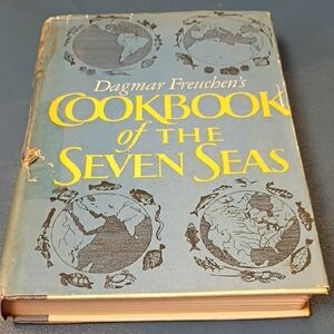 Dagmar Freuchen's Cookbook of the Seven Seas - Blue Cover